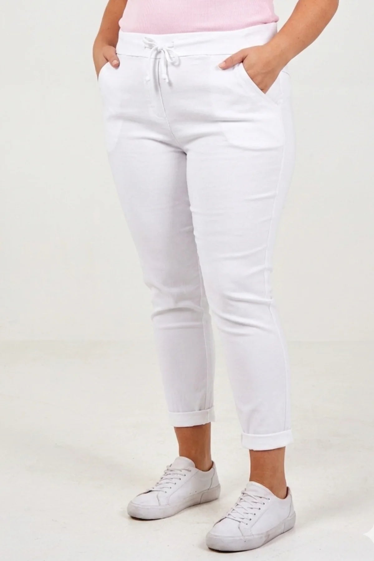 “Shelly” large -xl one size Italian stretch whit cotton trouser