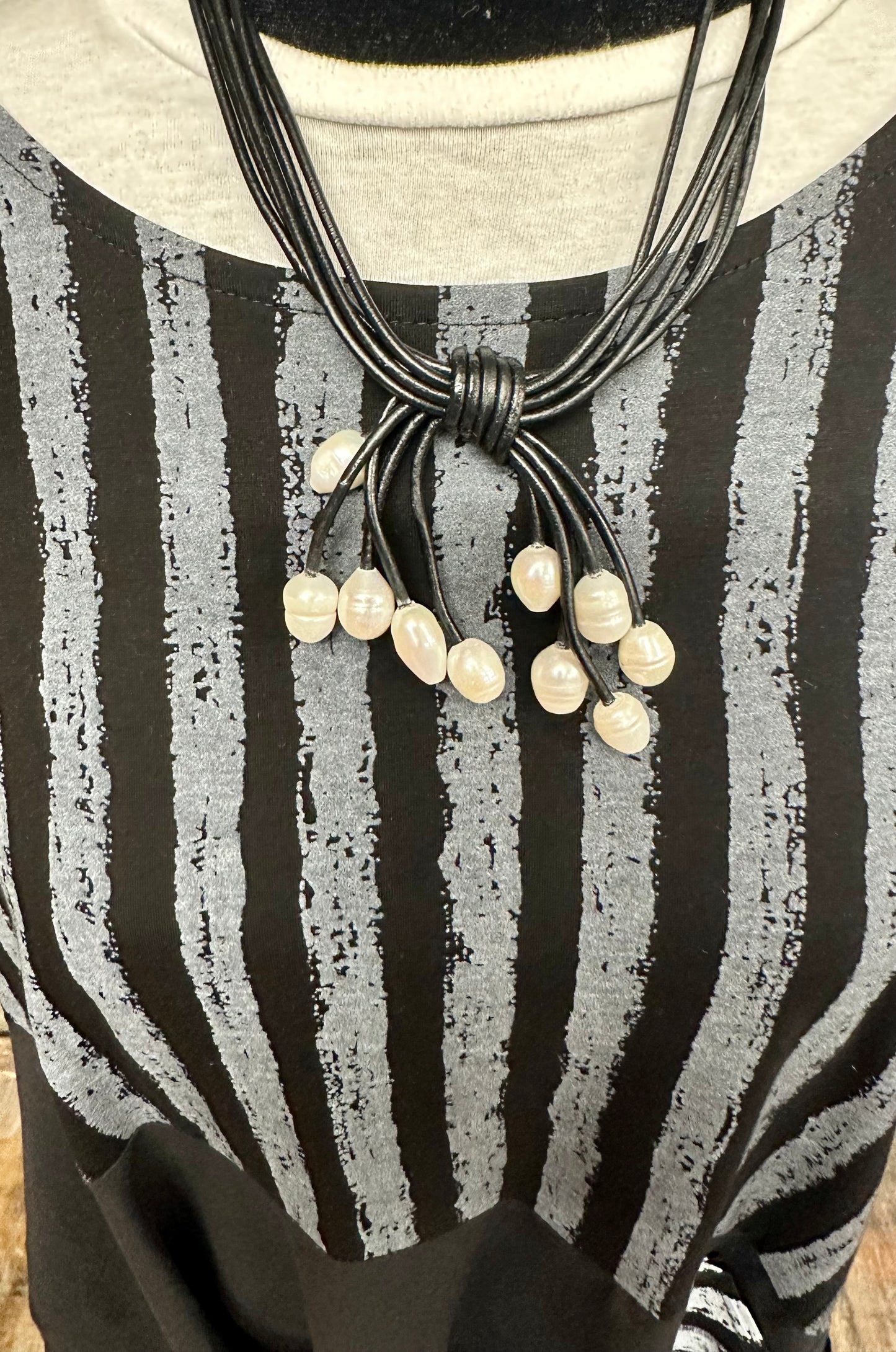 Lorsha statement neckpiece
