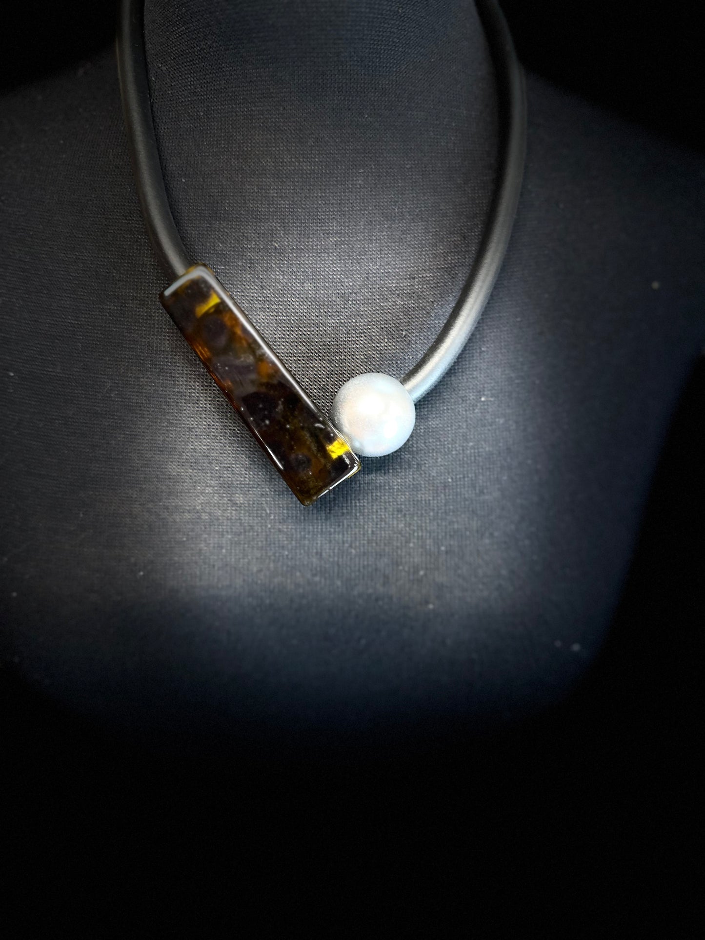 Statement magnetic piece neckpiece