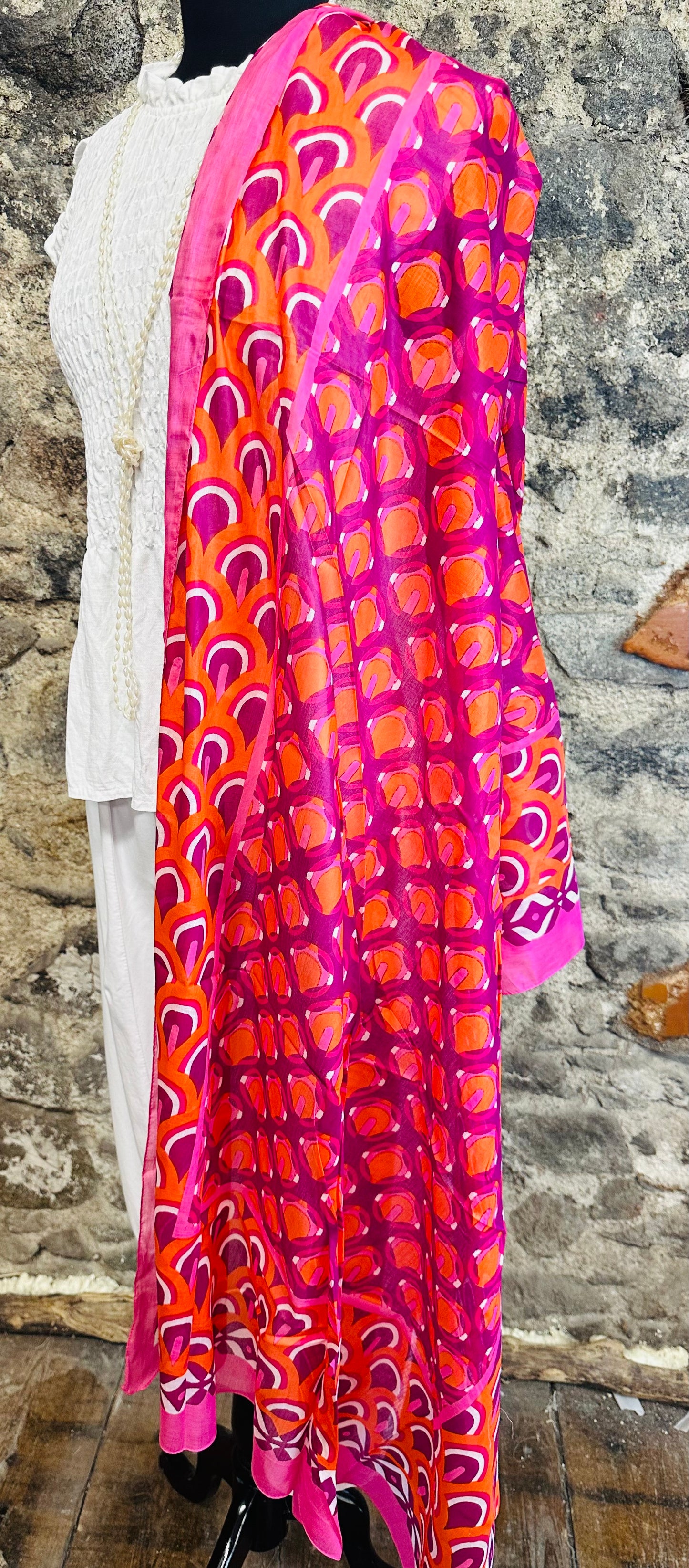 Tangerine and cerise wrap