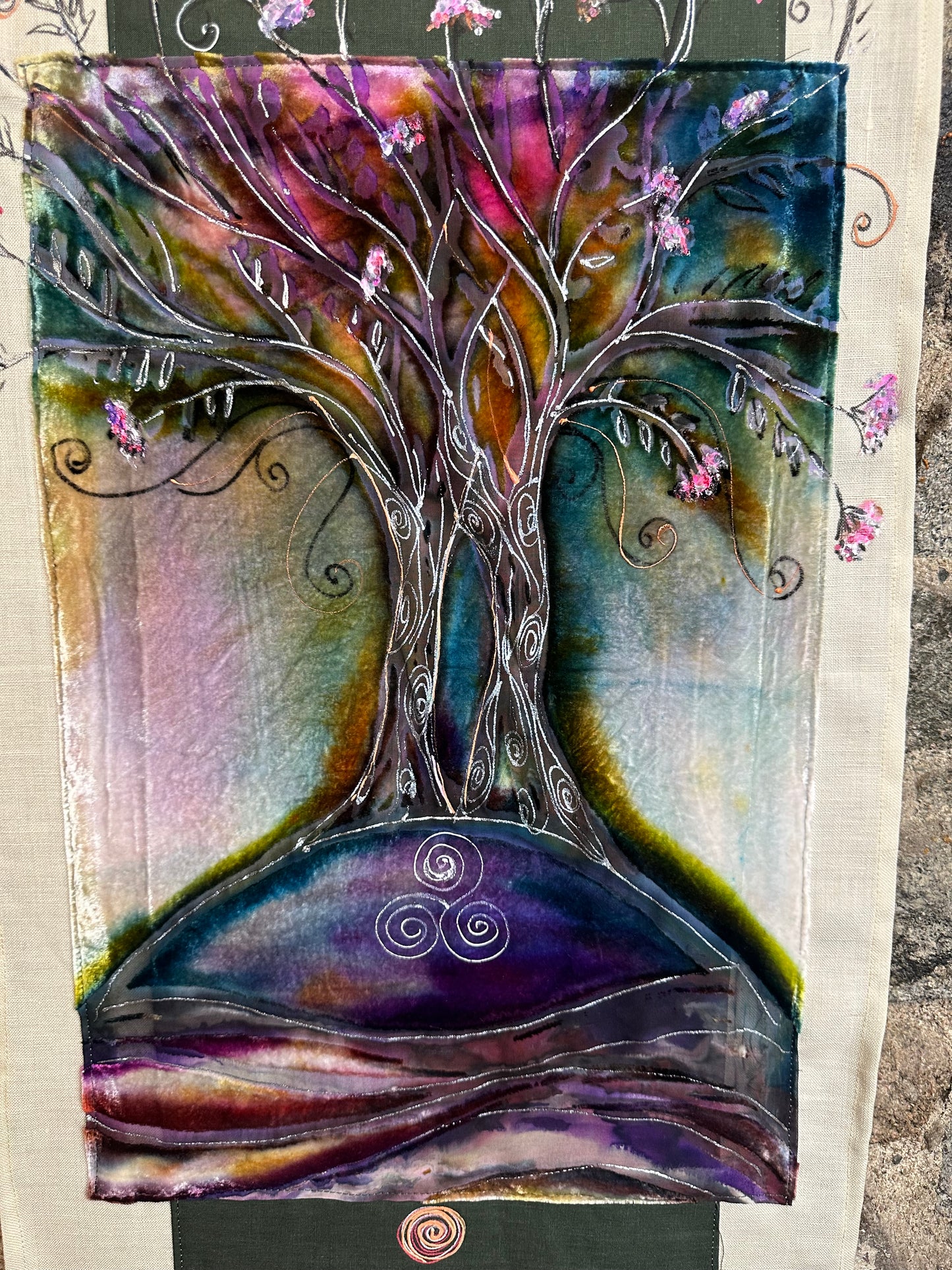 “Le chéile “ together entwined in strength
