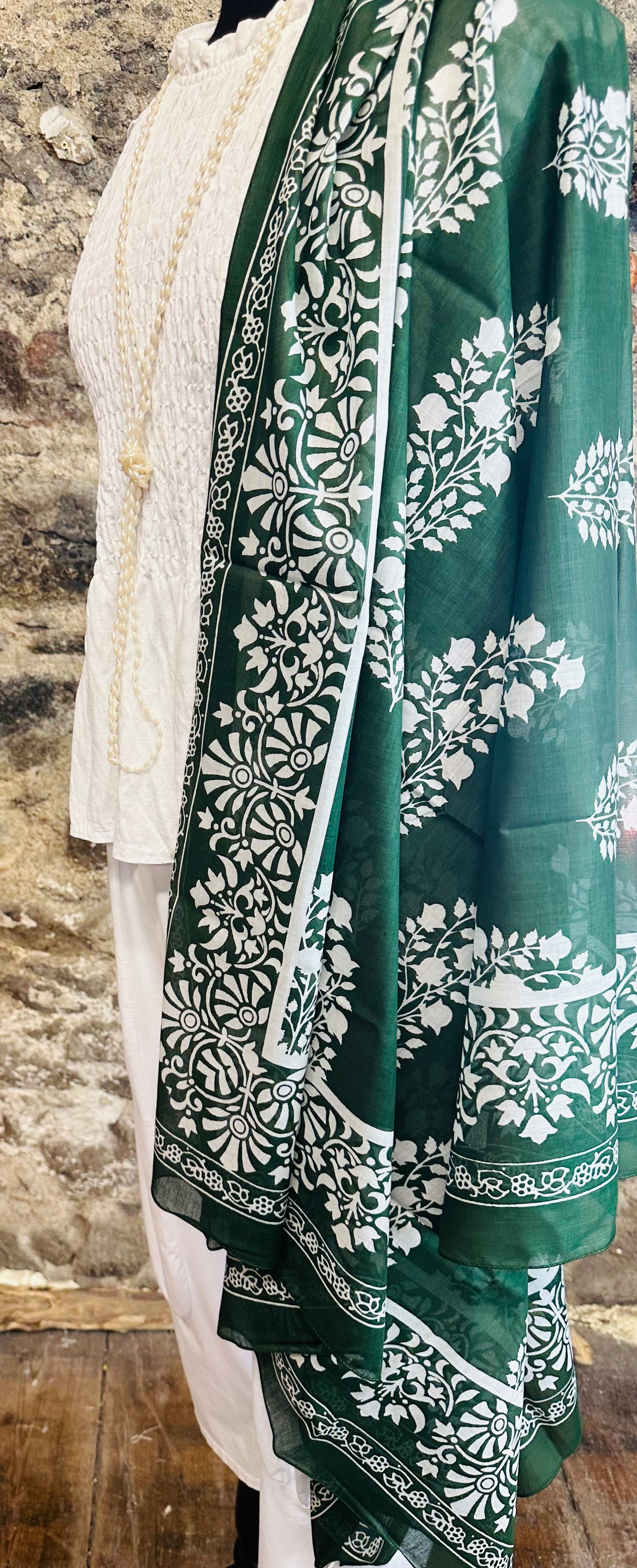 Forest green ornate wrap