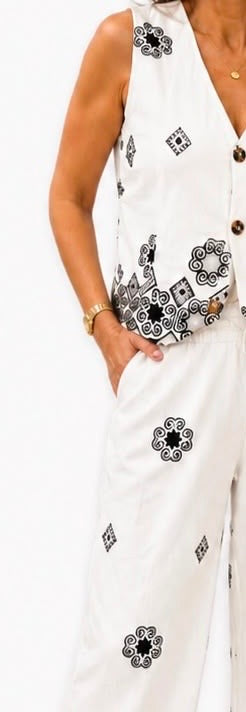 “Liliana” ivory embroidered embellished waistcoat