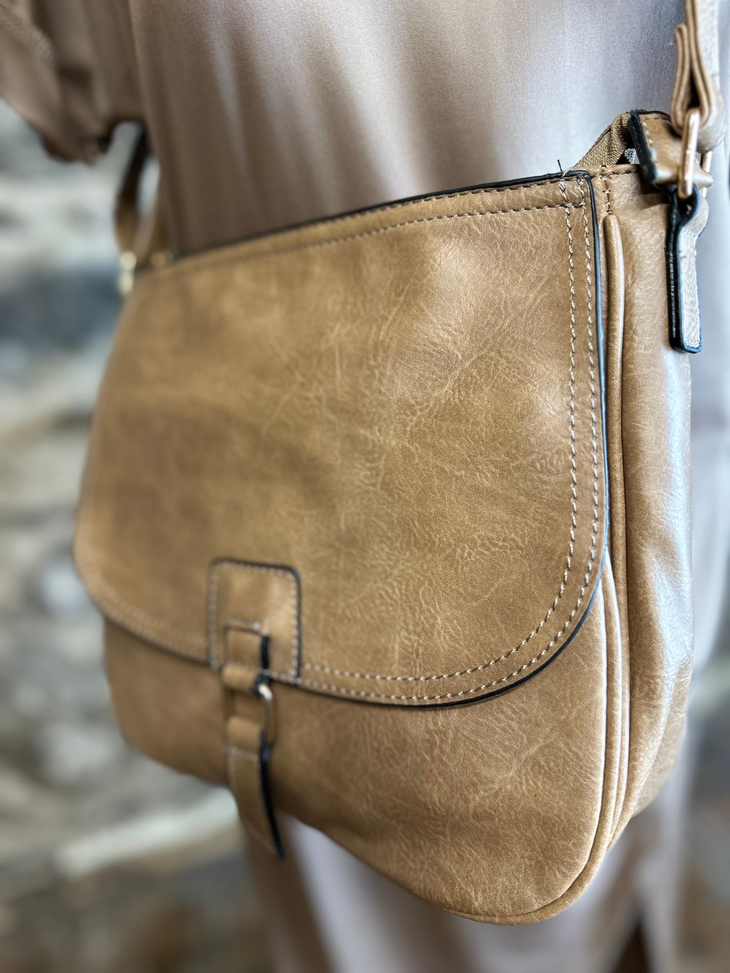 “Annie “ vegan caramel satchel bag