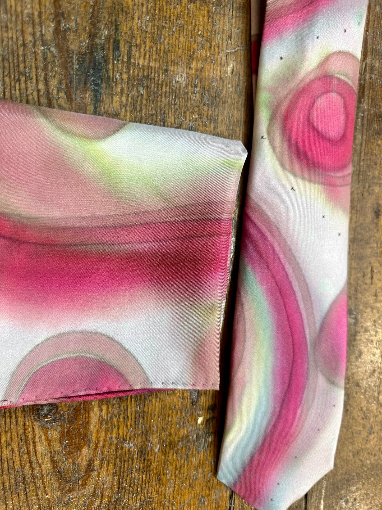 Lorshadesign Handpainted silk tie collection