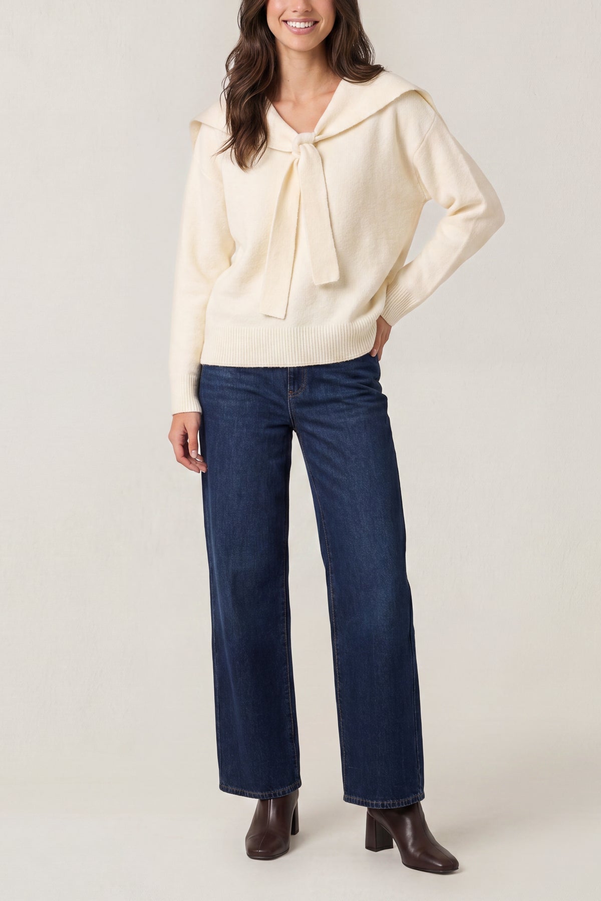 “Aursura “scarf knit cream classic jumper