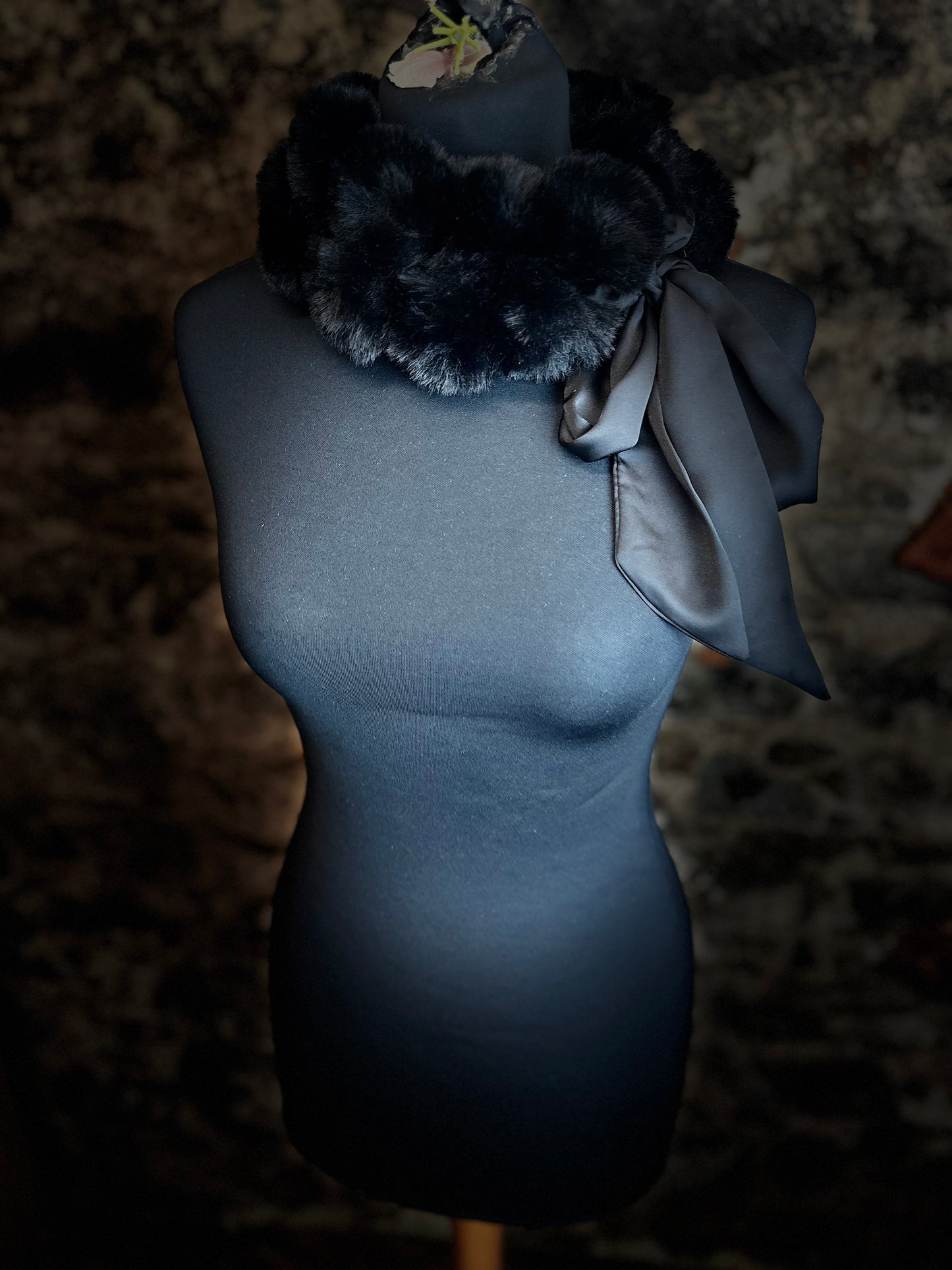 “Esther” ebony faux fur satin tie collar