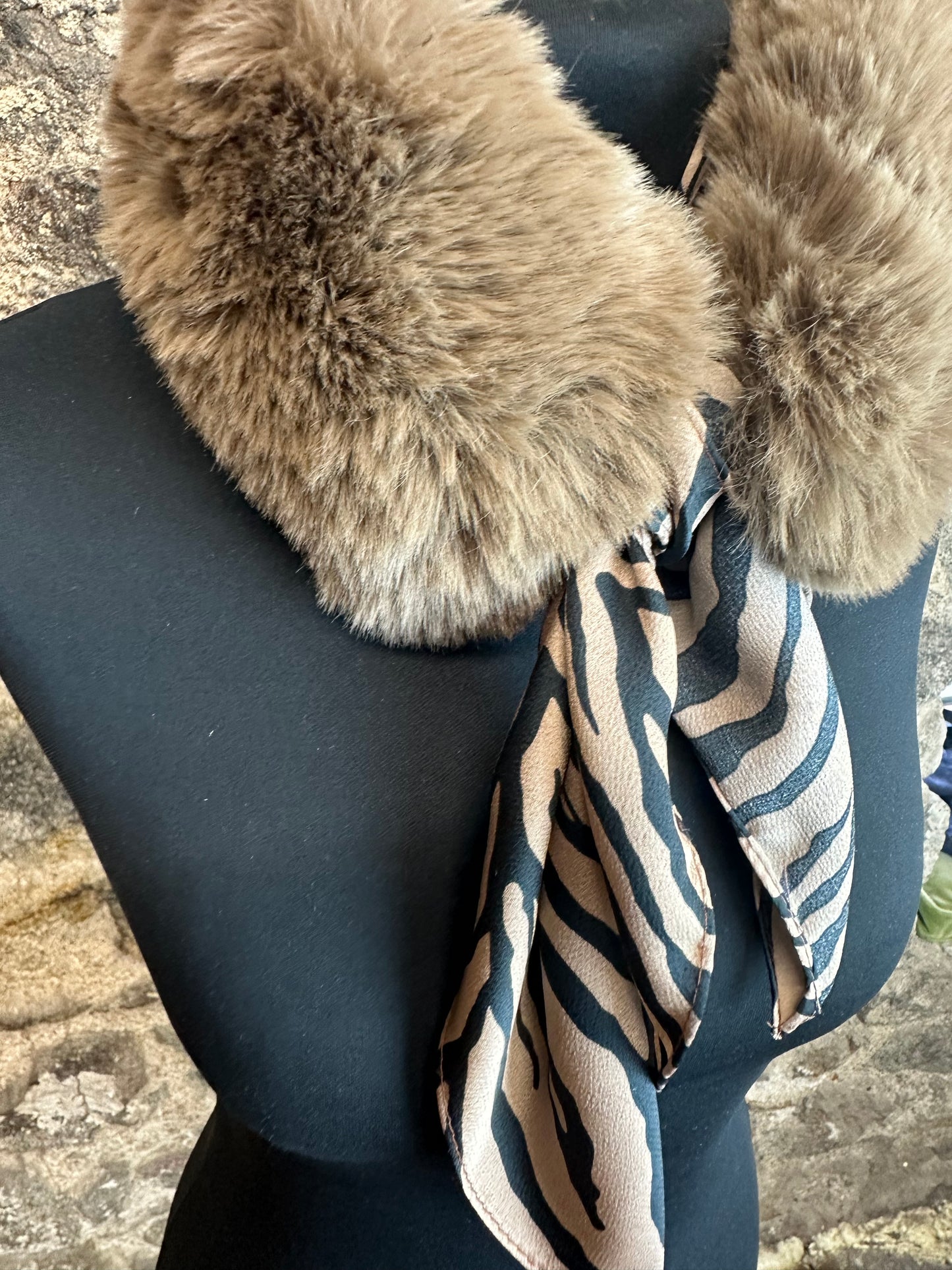 “Betty “ vegan fur 2 piece collar with detachable scarf