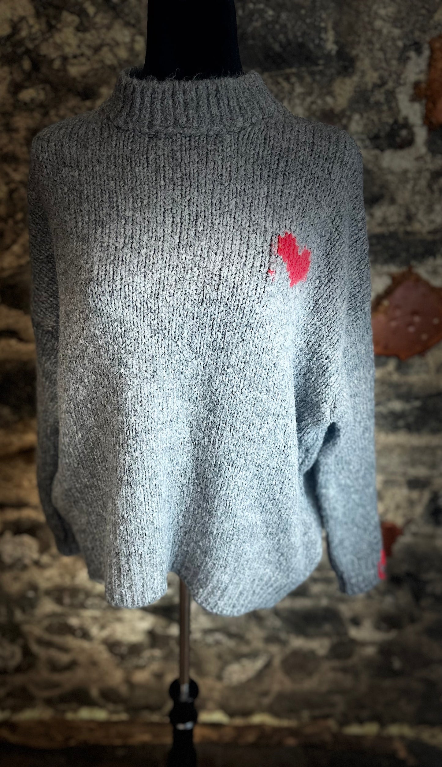 “Evie “ charcoal Italian super cosey little heart ♥️ knit