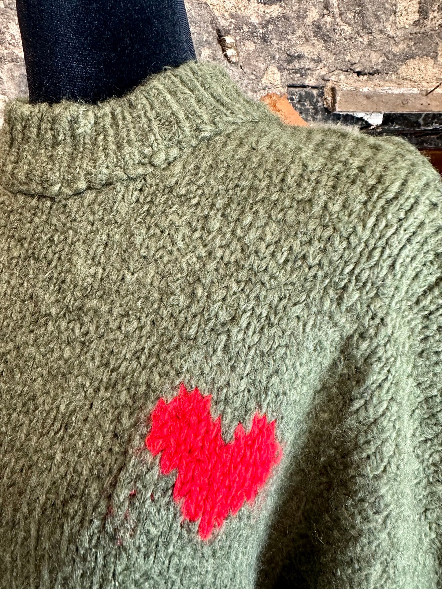 “Evie “ forest green Italian loose knit little heart ♥️ cosey