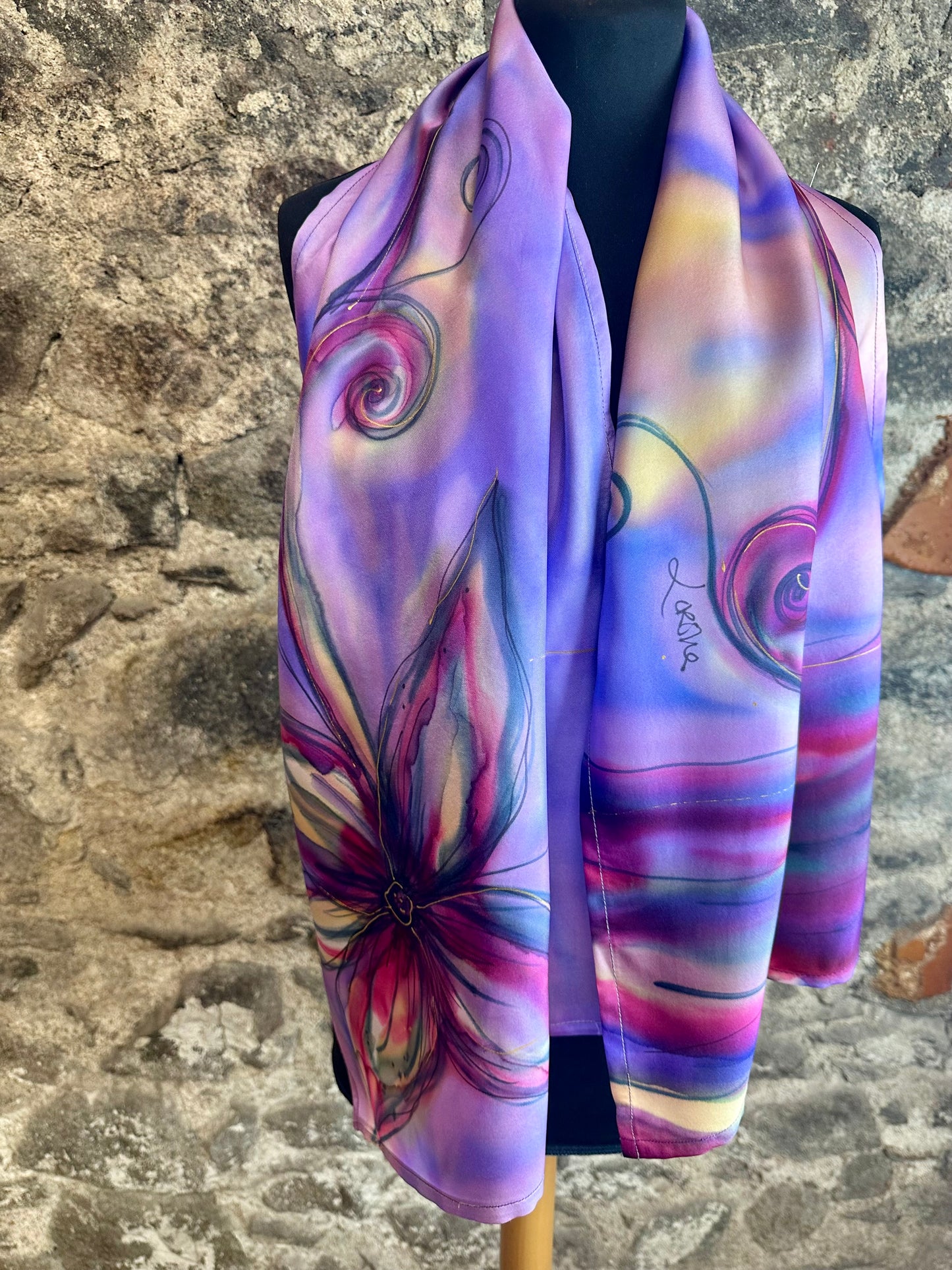 Lorshadesign Handpainted silk scarfs