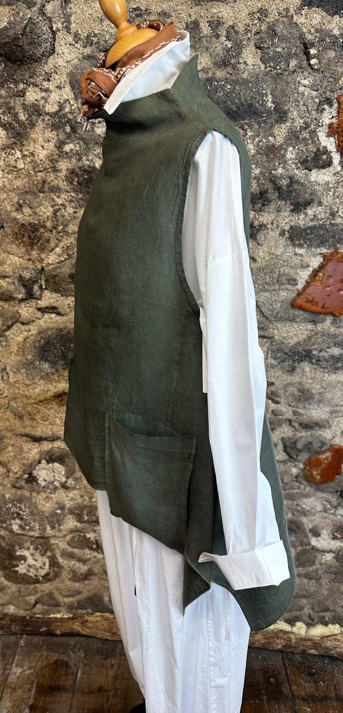“Della” Forest green Italian linen tunic