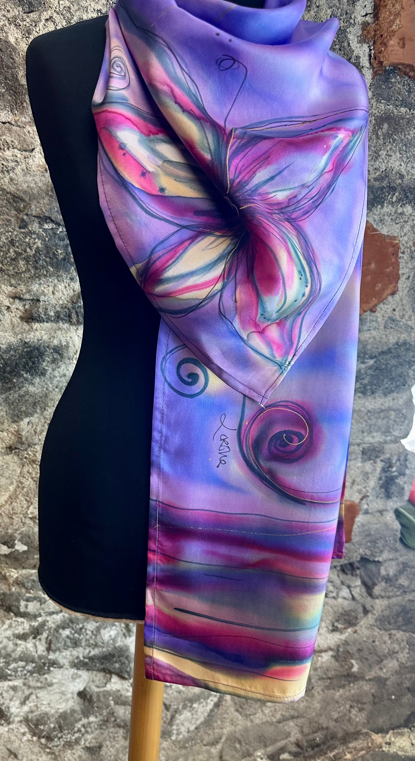 Lorshadesign Handpainted silk scarfs