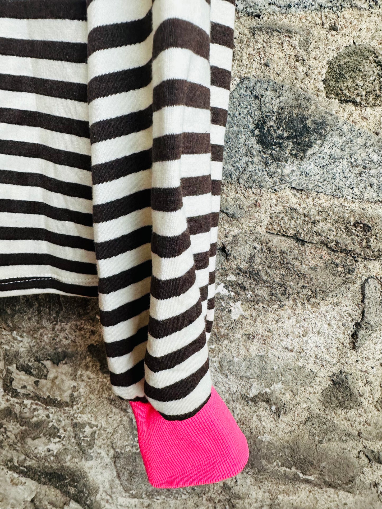 “Misty “ chocolate brown and bright pink Italian casual sweatshirt