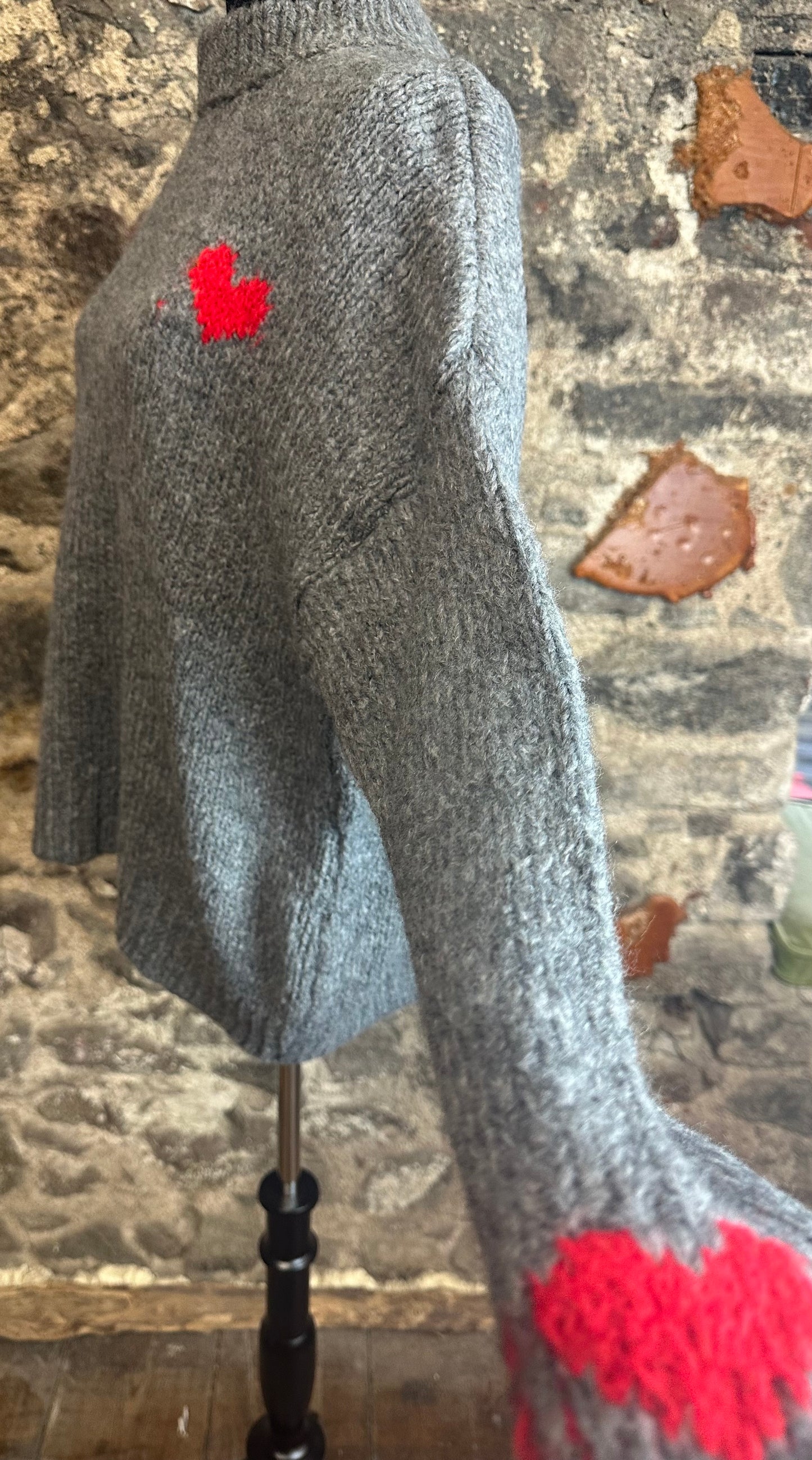 “Evie “ charcoal Italian super cosey little heart ♥️ knit
