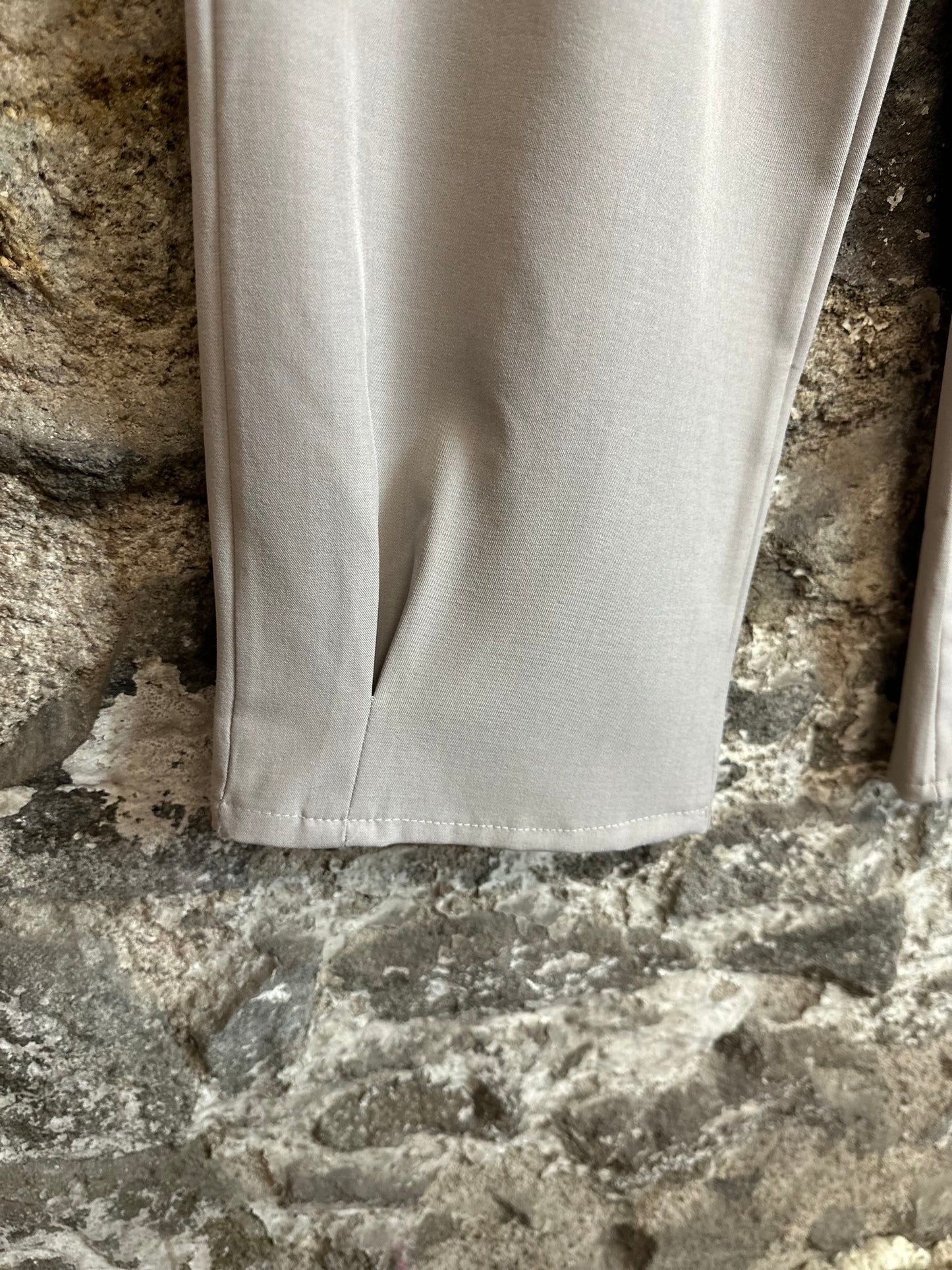 “Mary Beth “ Italian pintuck trouser in stone