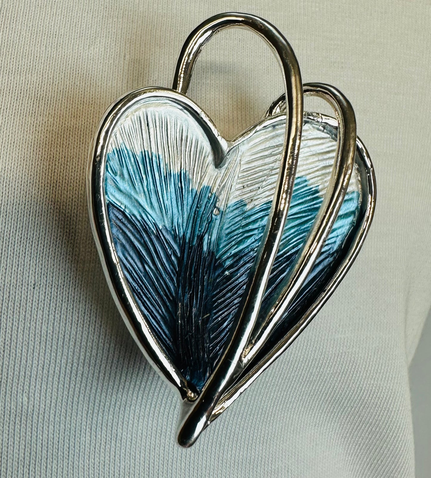 Grá magnetic heart collection