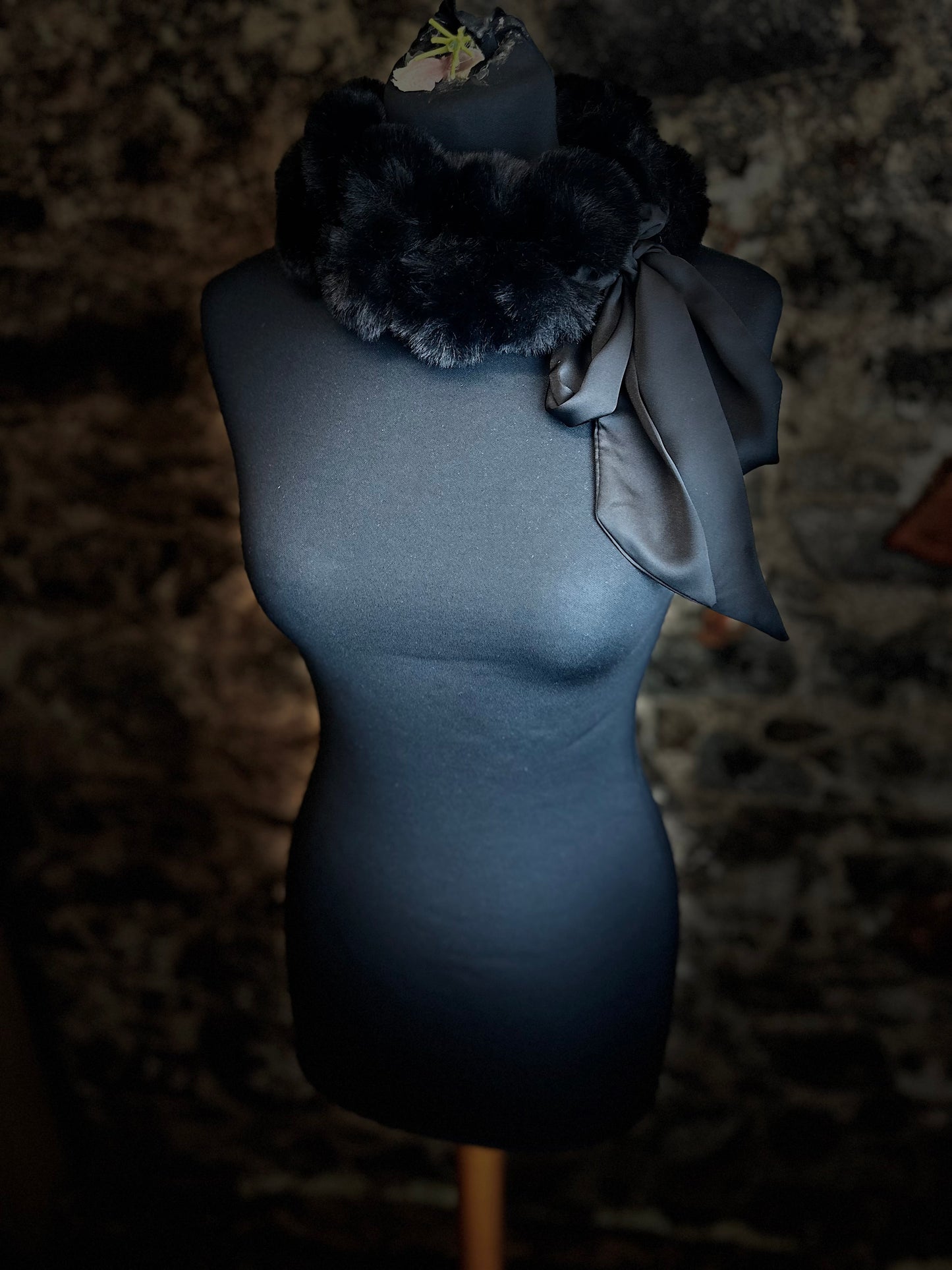 “Esther” ebony faux fur satin tie collar