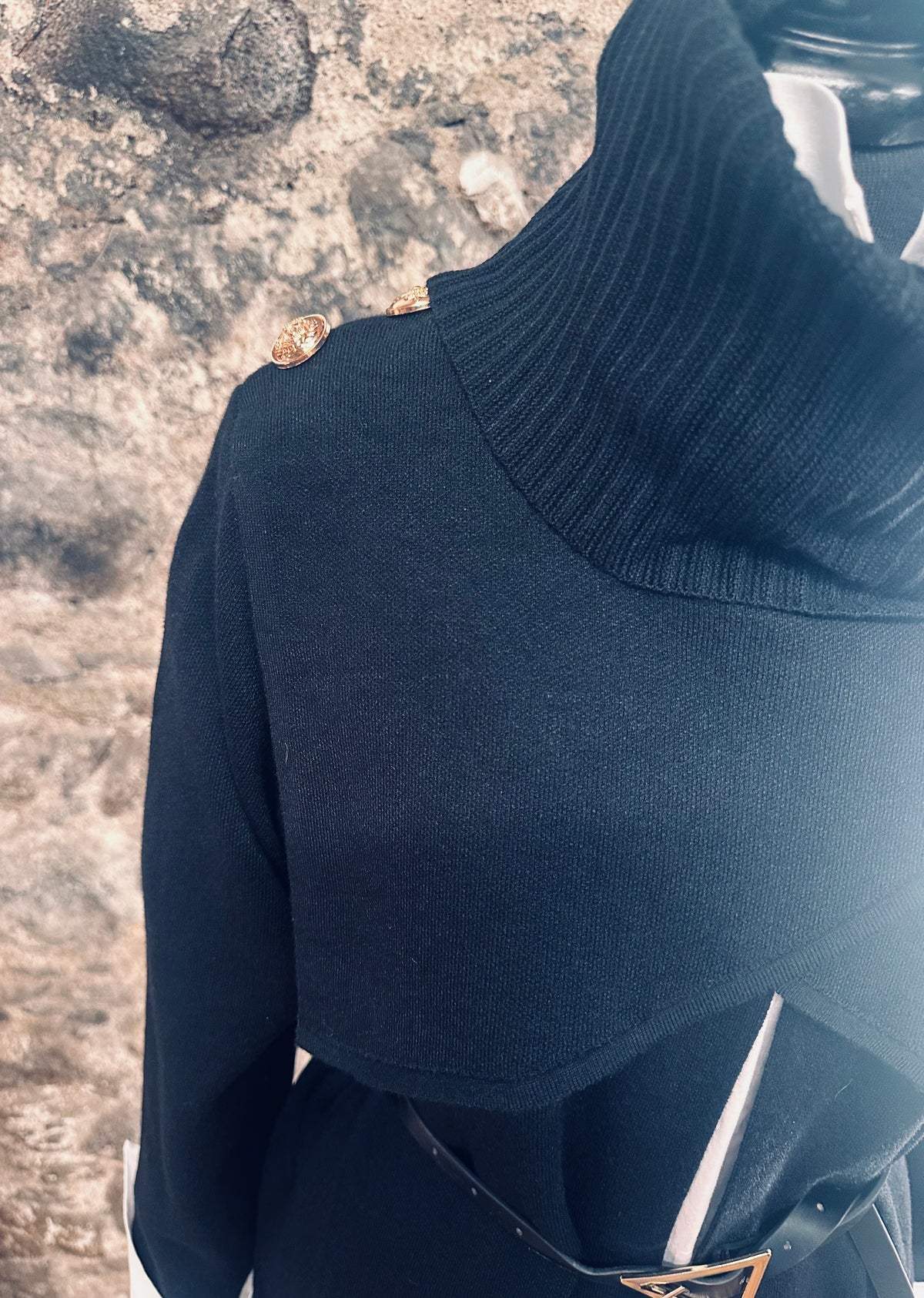 “Rosie “Italian cape collar belted knit