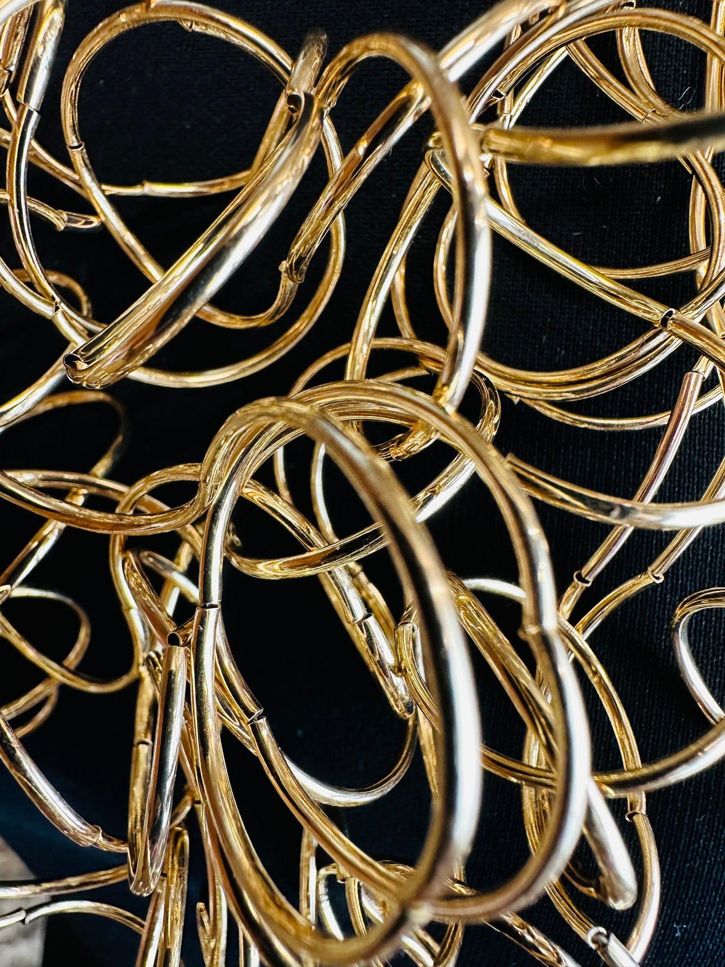 Lorsha curly statement gold link necklace long