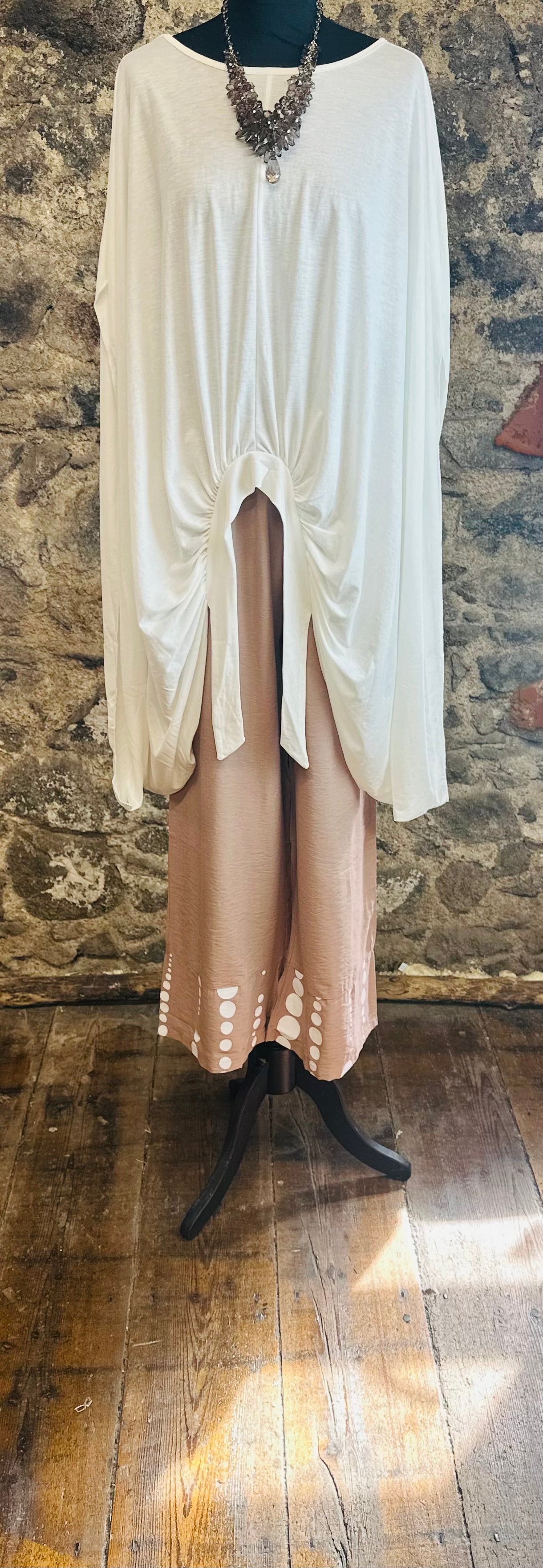 “Mabel” Italian spot hem cullottes in mocha