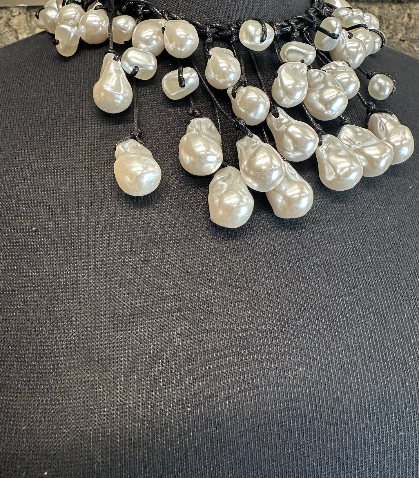 Statement seed pearl neckpiece