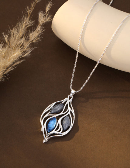 Beautiful resin and silver neckpiece