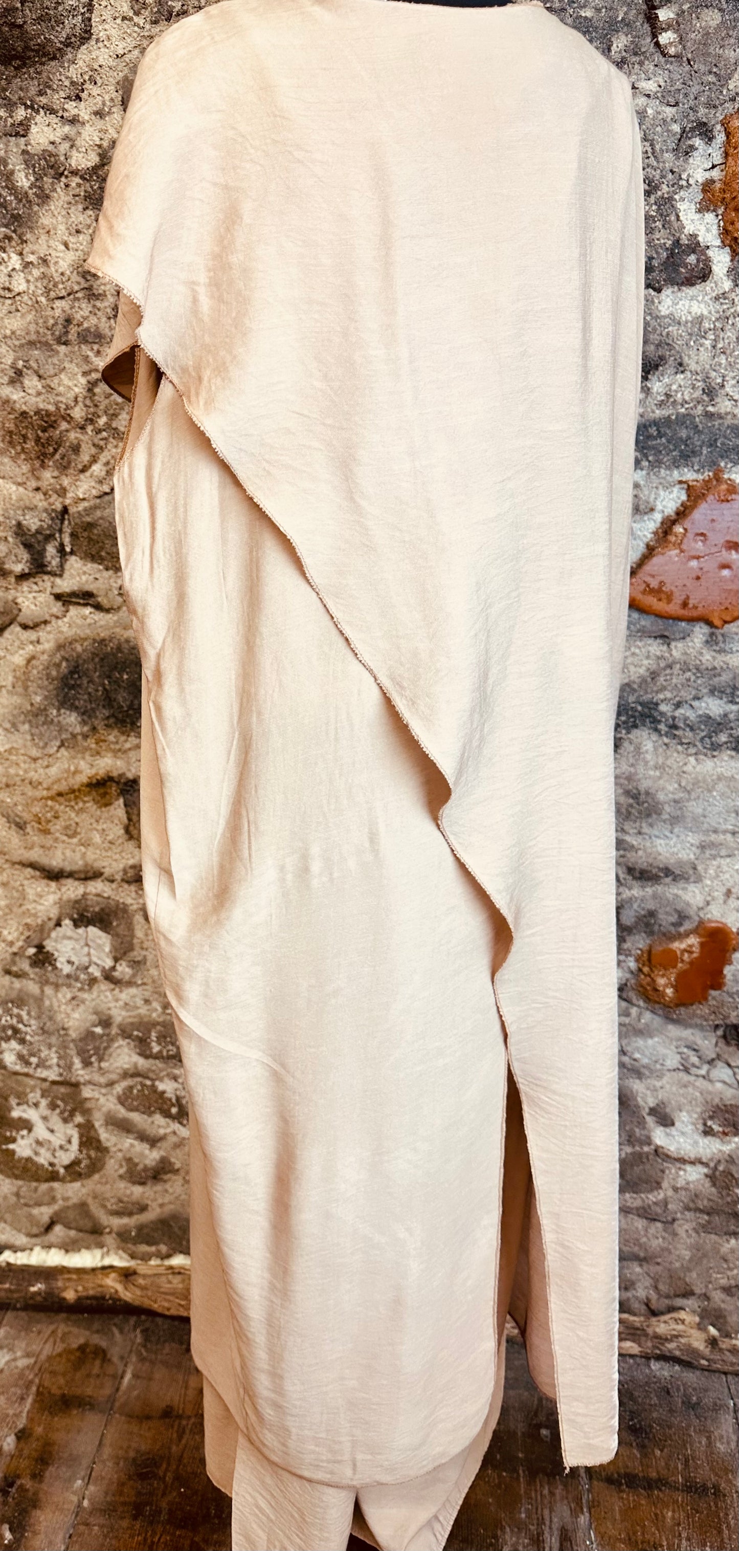Isabella Italian elegant cinnamon 2 piece