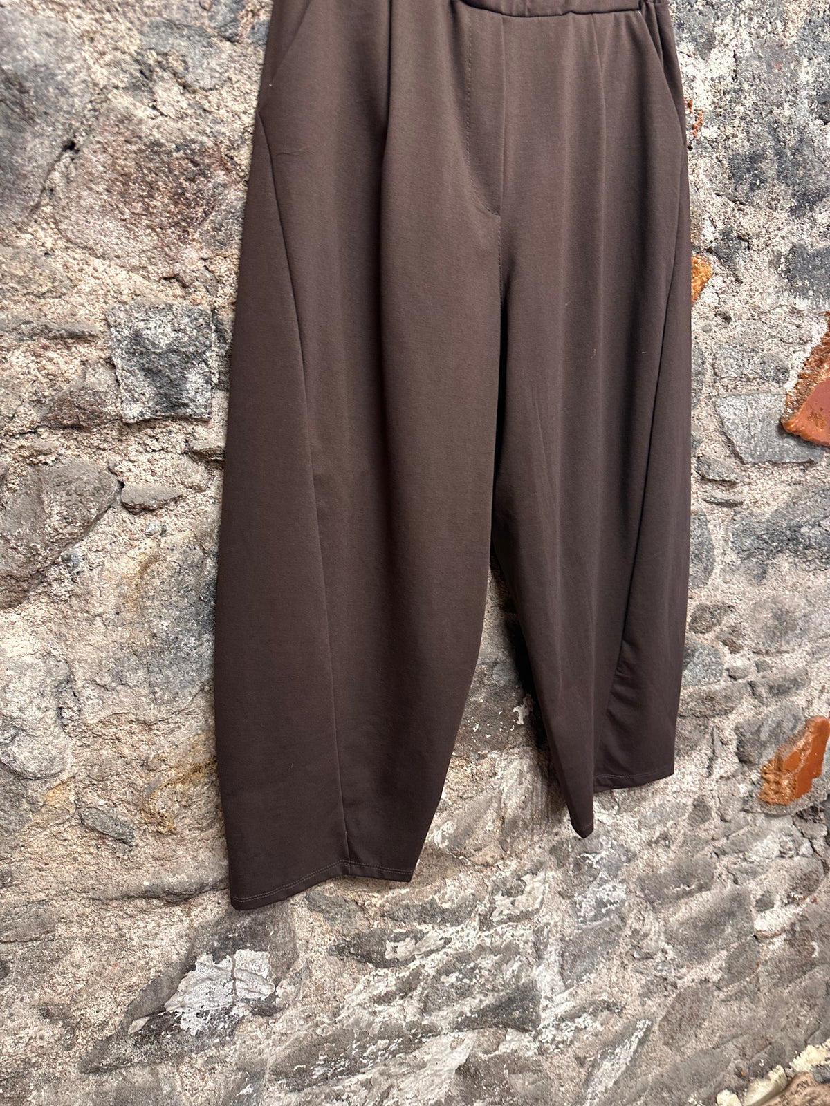 “Lottie” chocolate Italian barrell leg trouser