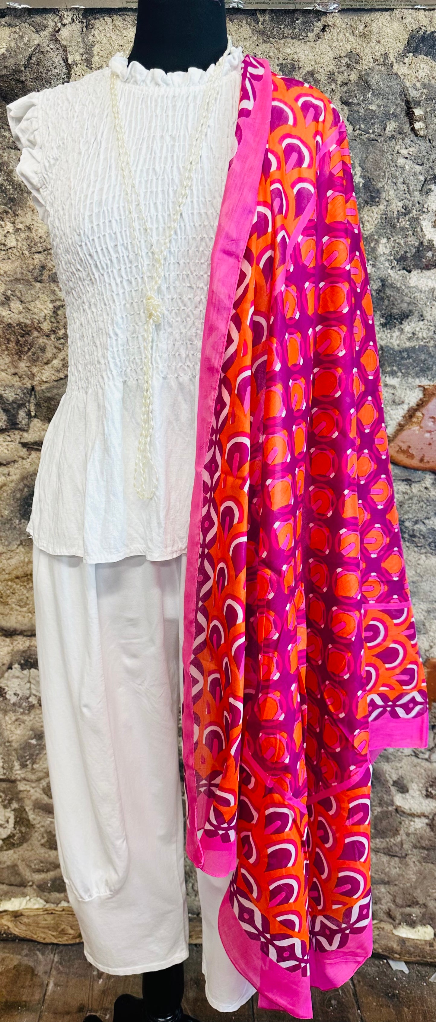 Tangerine and cerise wrap