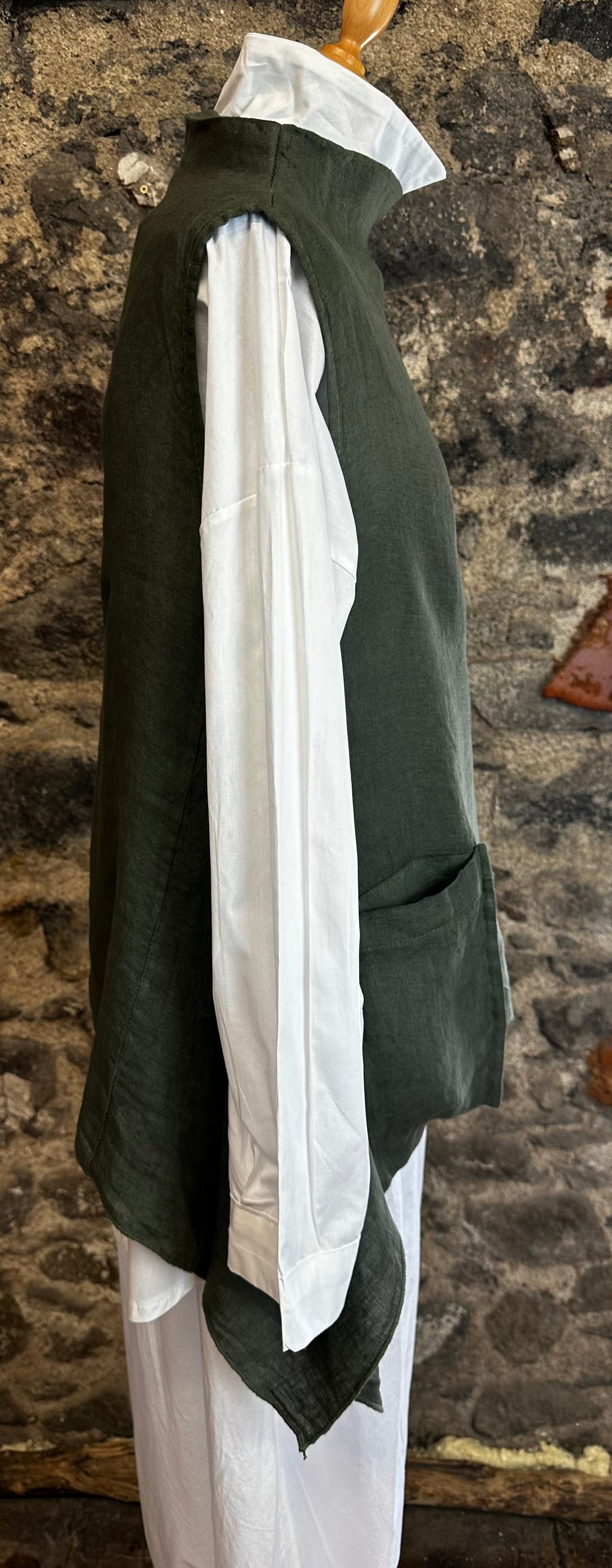 “Della” Forest green Italian linen tunic
