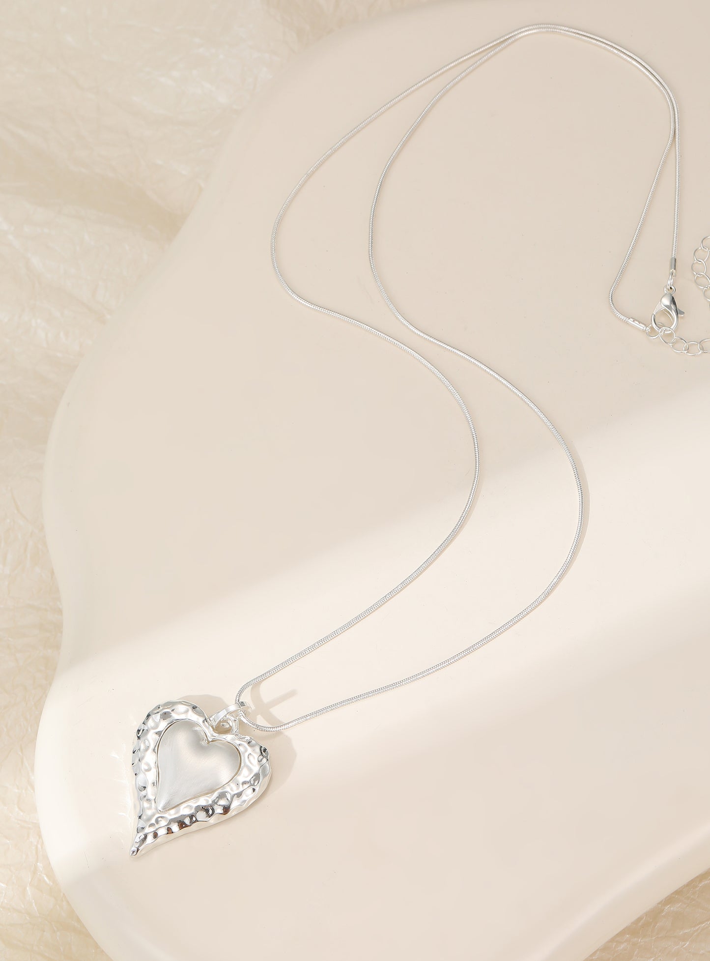 Beautiful delicate heart long necklace