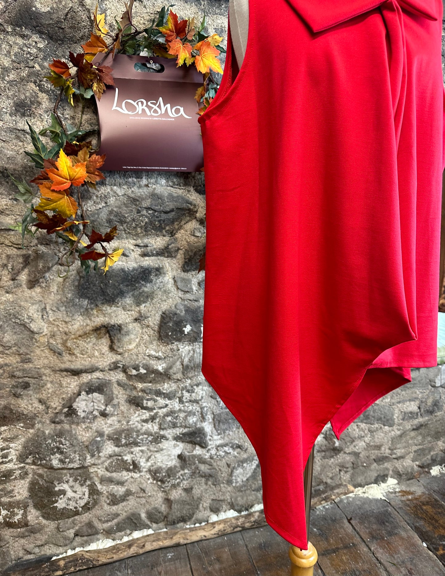 “Rielly “cherry red irregular Italian tunic