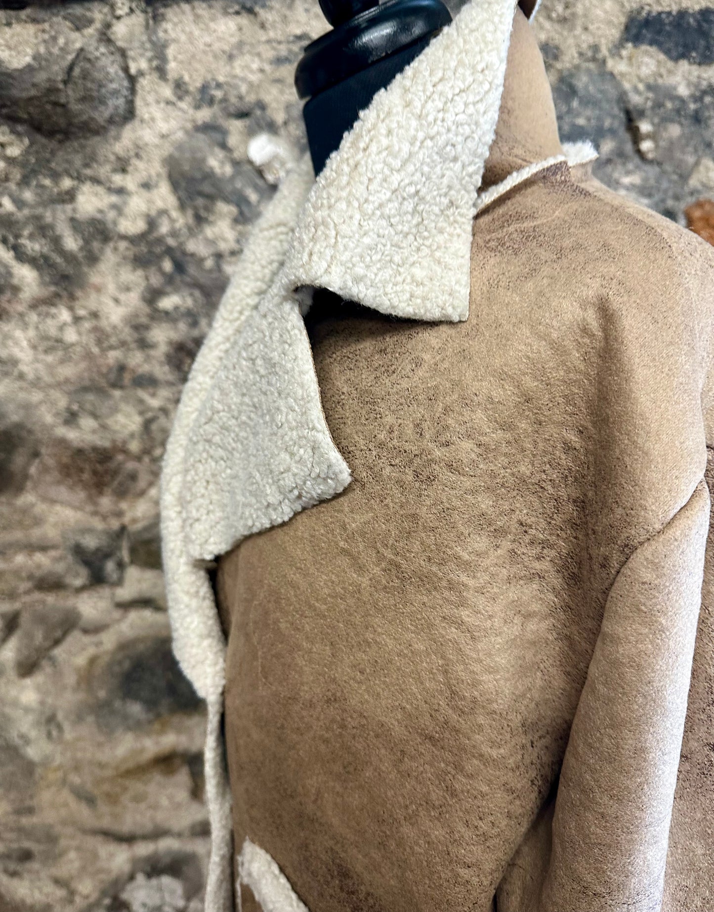 “Mira” natural Italian shearer box jacket