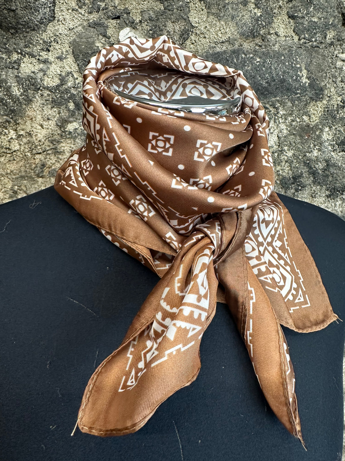 Aston Tan French neck square
