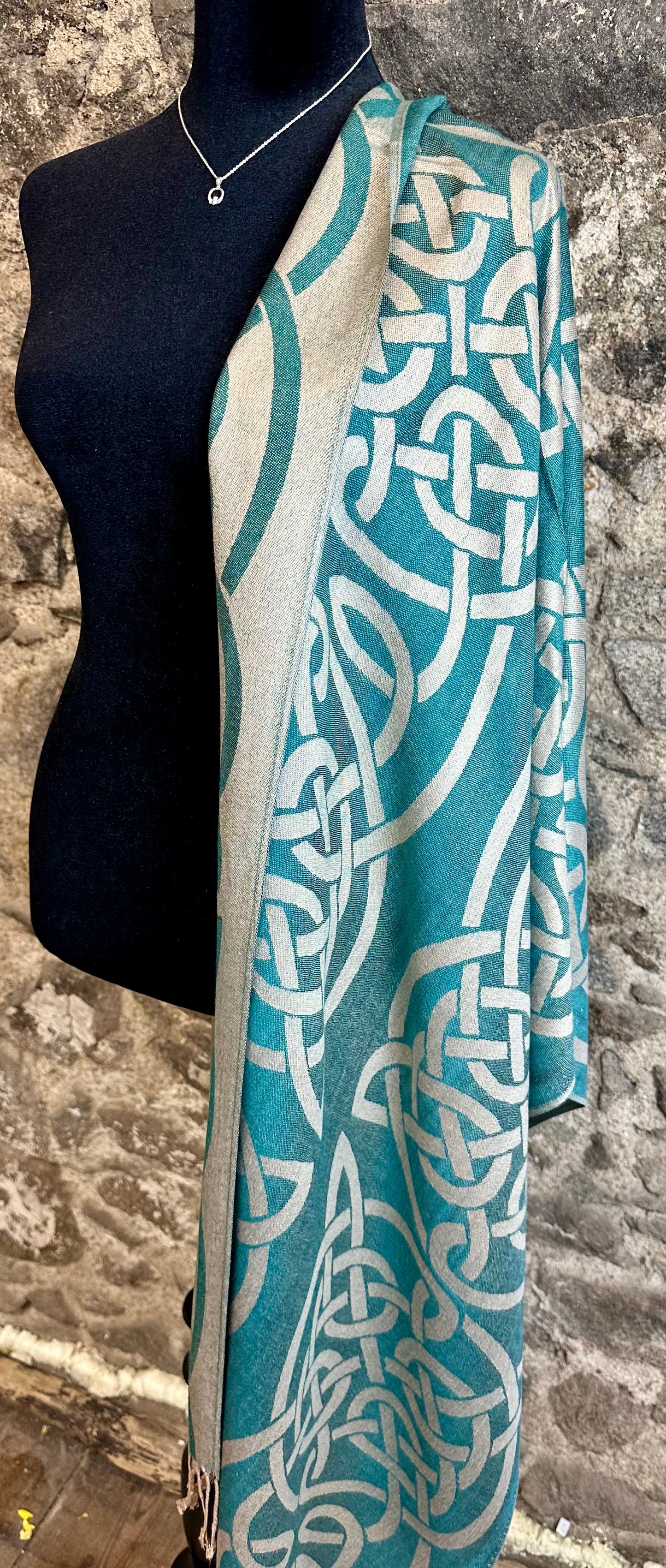 Heritage green Irish designed knotwork pashmina