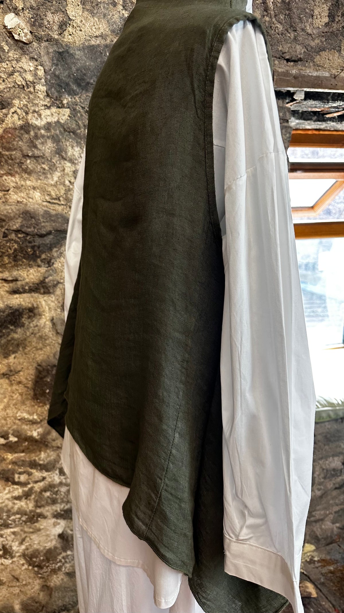 “Della” Forest green Italian linen tunic