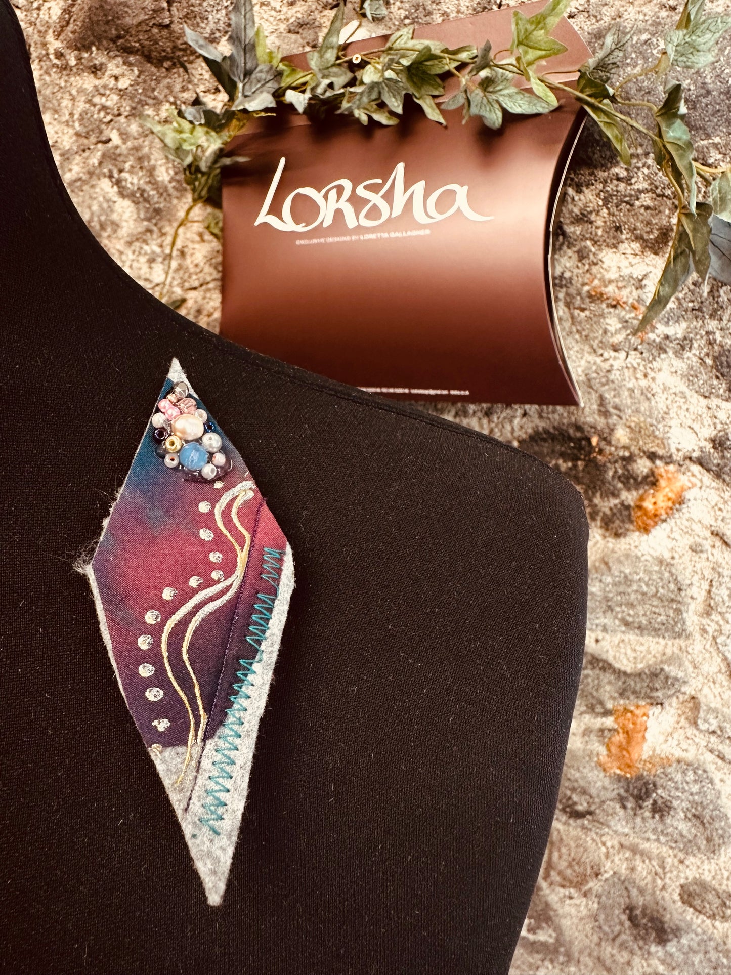 Lorsha design Handpainted silk brooch pins