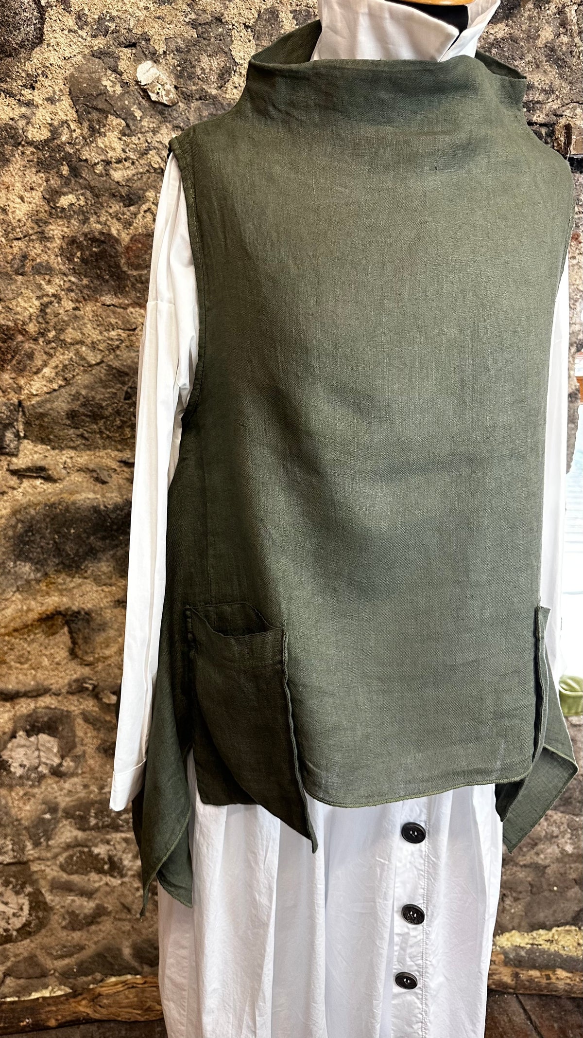 “Della” Forest green Italian linen tunic