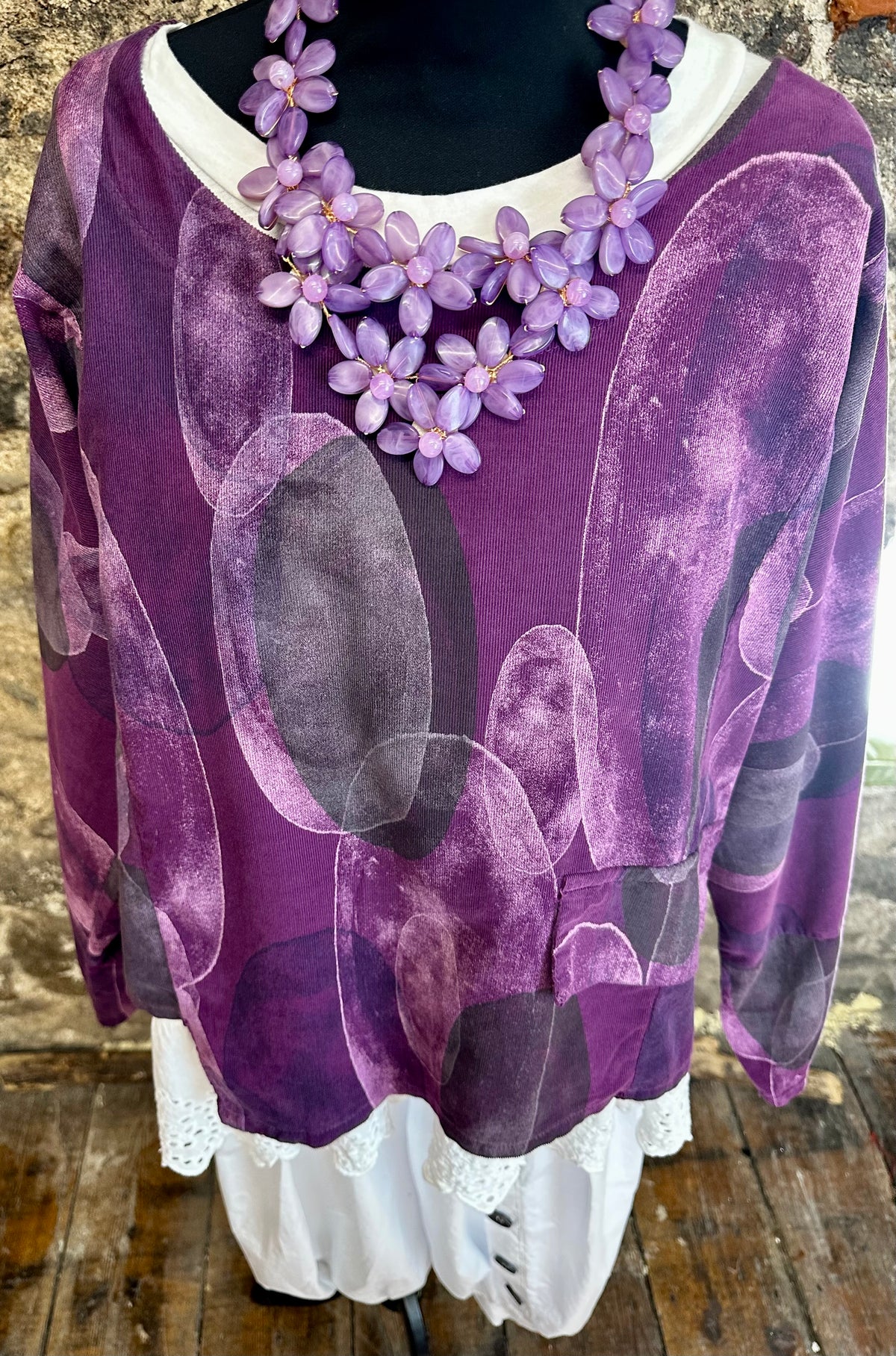 Hydrangea lilac neckpiece