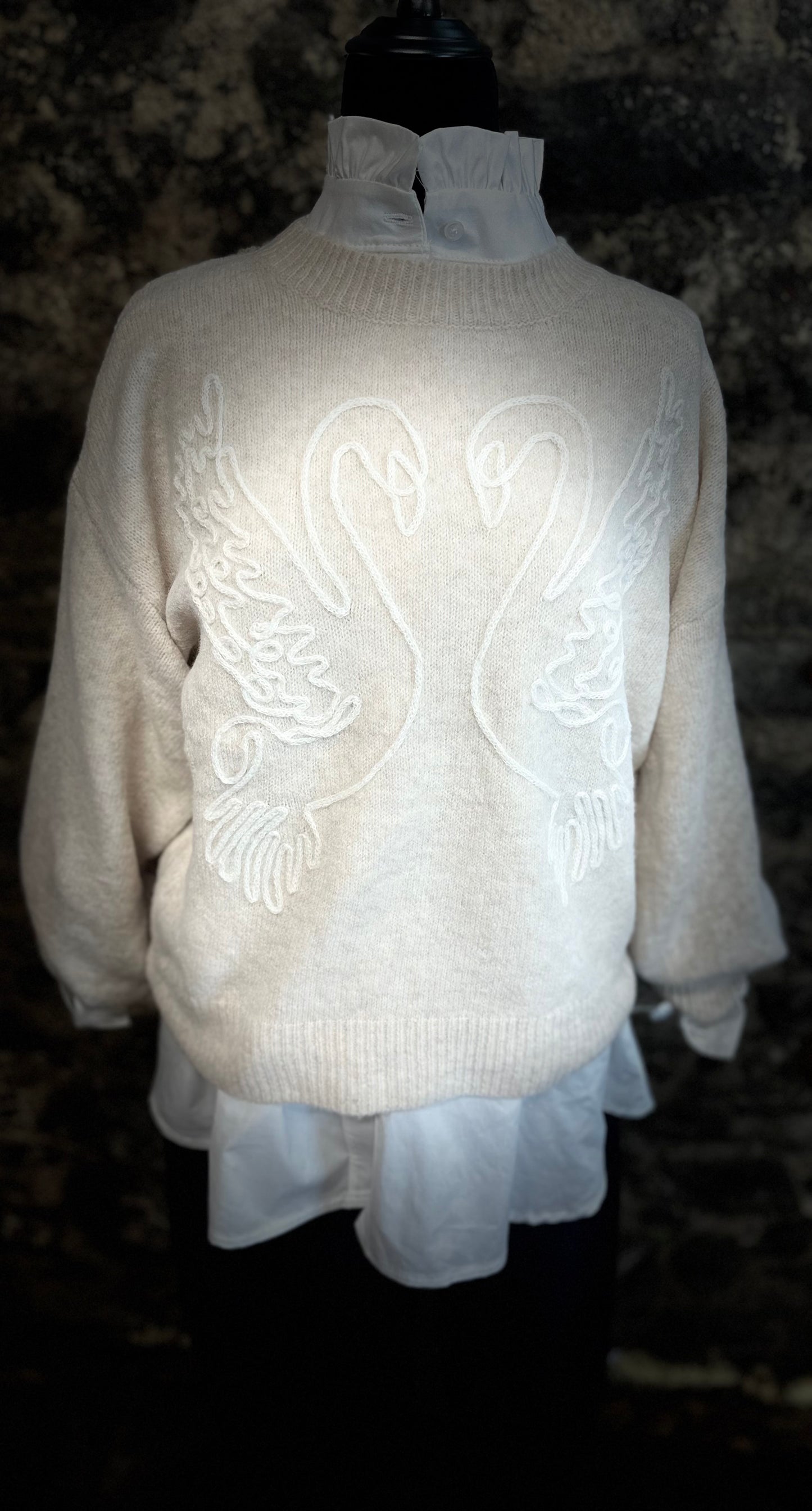 Swan embroidered Italian knit jumper natural