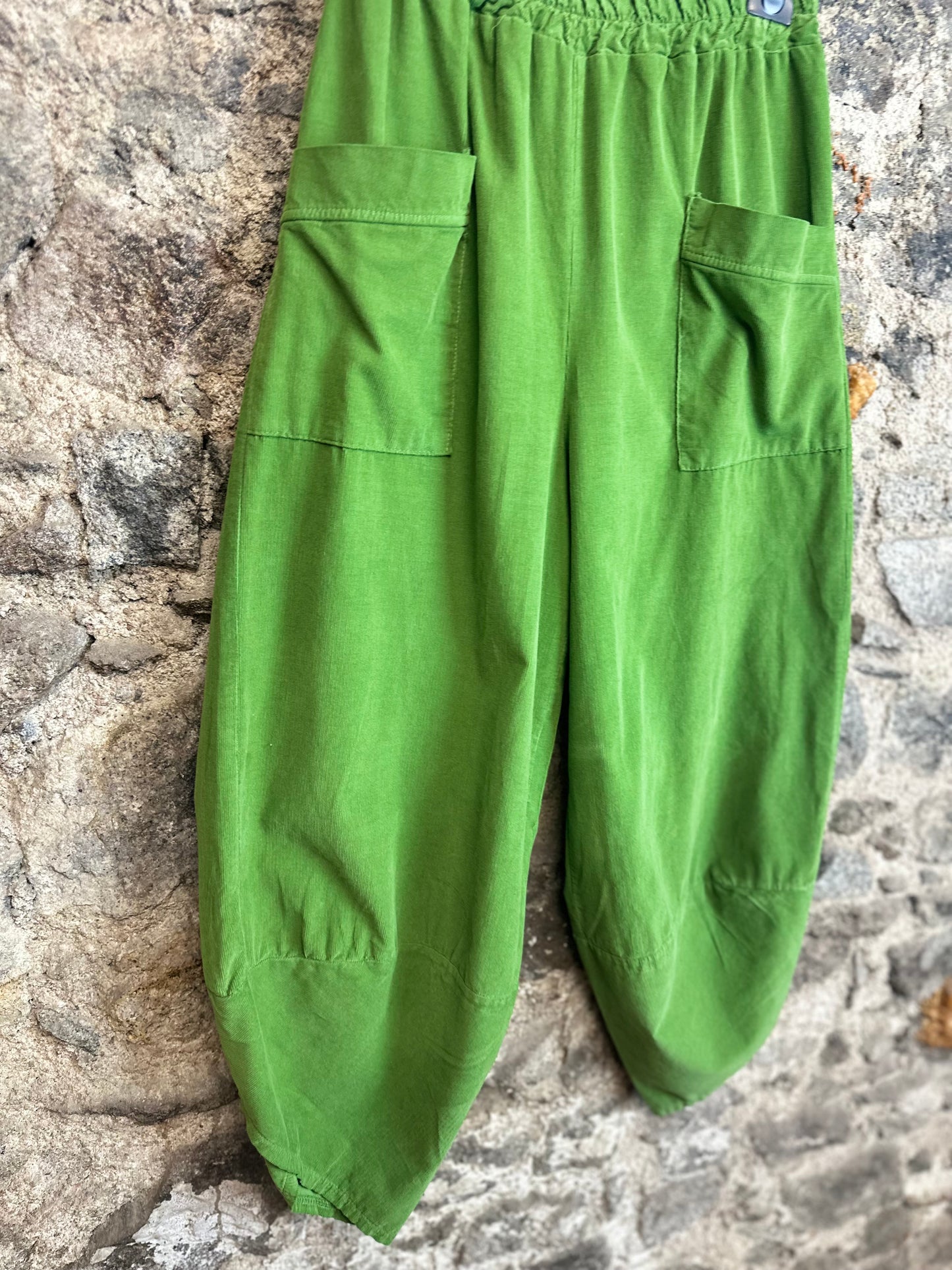 “Toni “ emerald green Italian needle corduroy cocoon cullottes