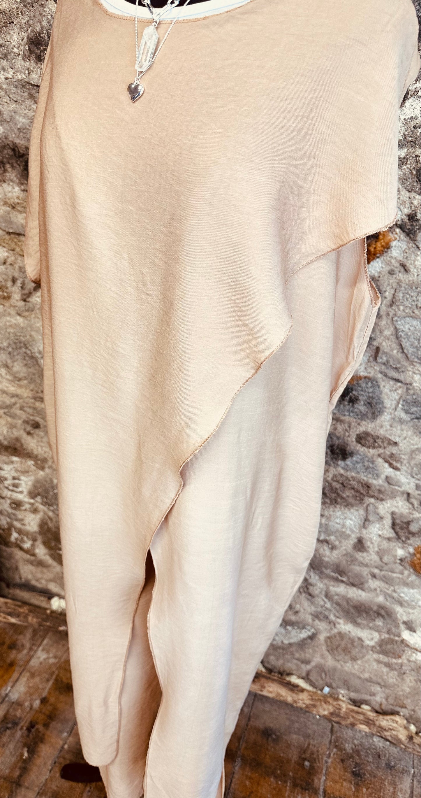 Isabella Italian elegant cinnamon 2 piece