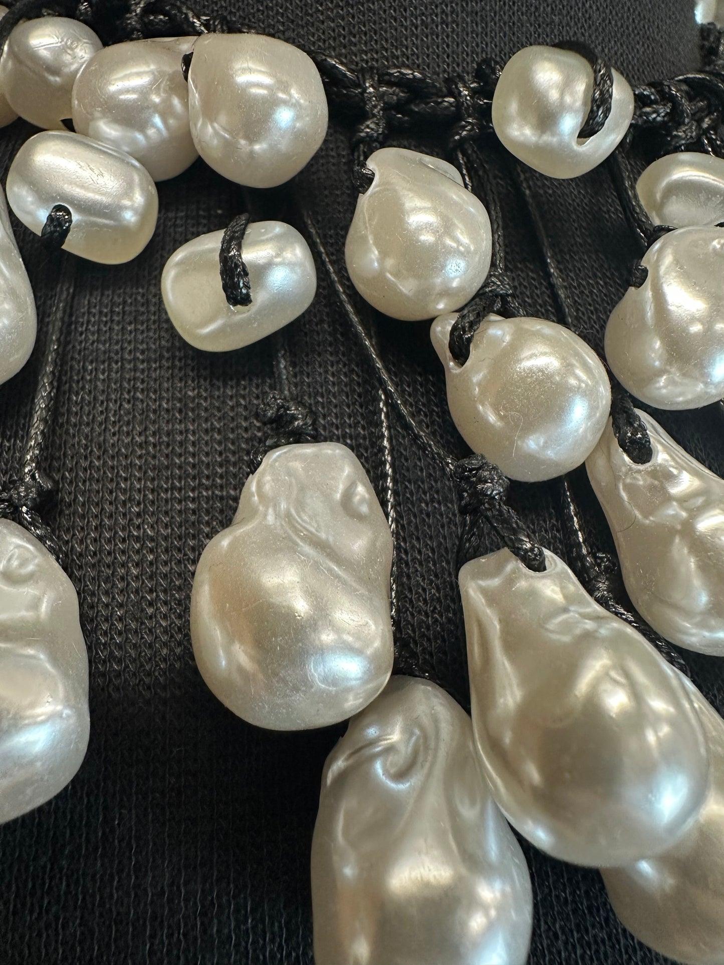Statement seed pearl neckpiece