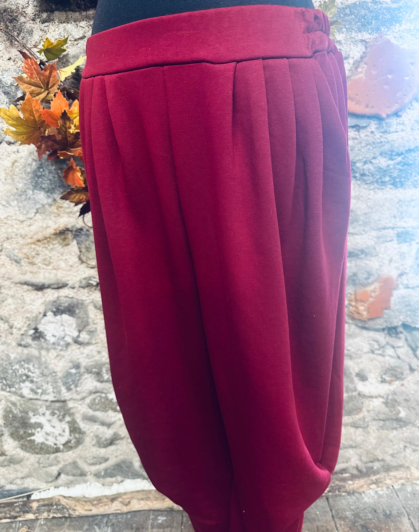 “Meabh” Bordeaux Italian pin tuck perfect trouser