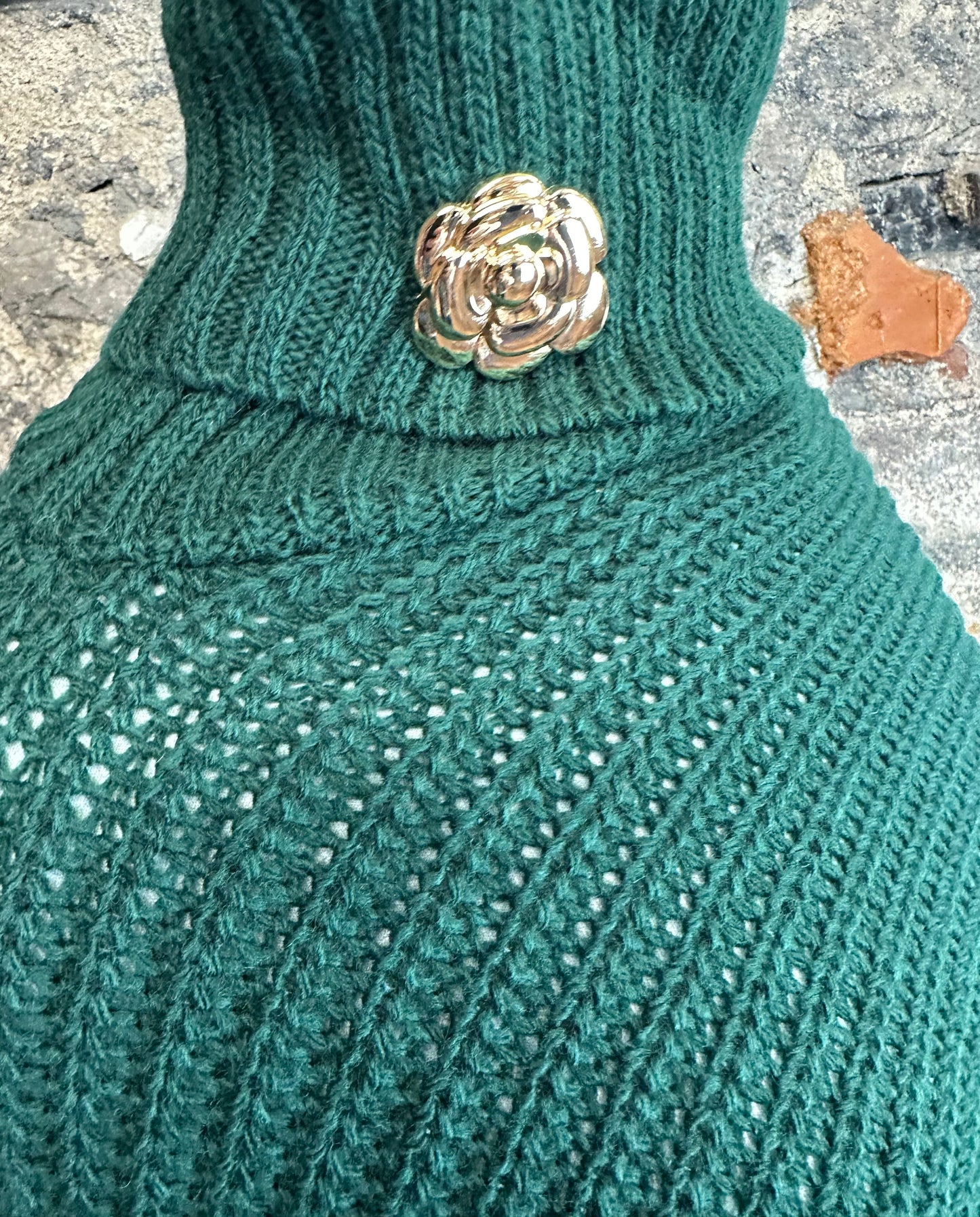 “Darina” Forest green high neck knit sleeved polo neck cape