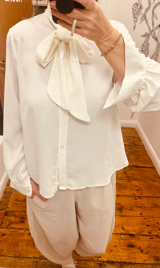 “Alicia “ Ivory pussy bow shirt