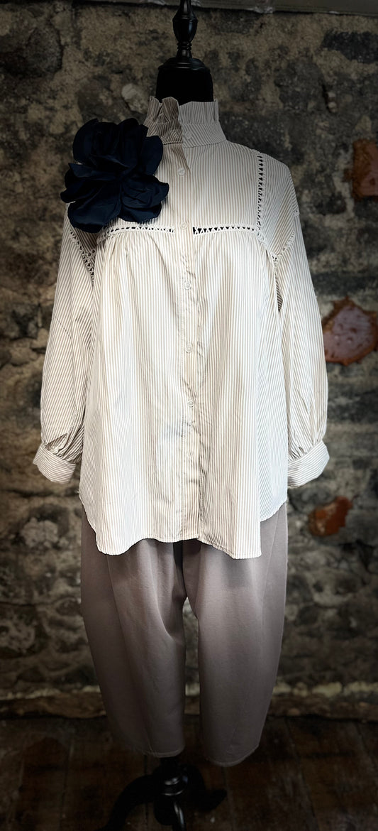 Ebony statement flower corsage