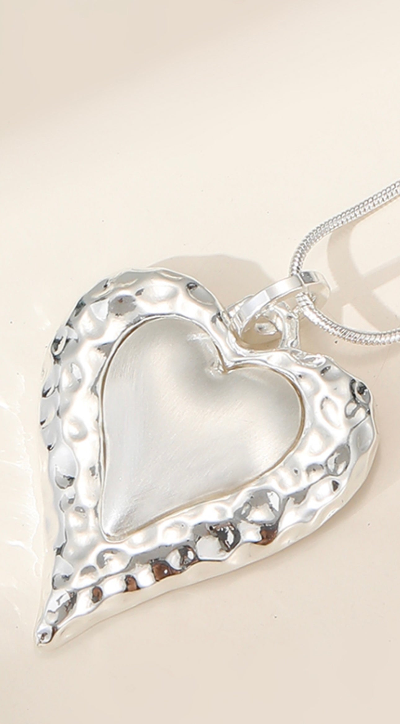 Beautiful delicate heart long necklace