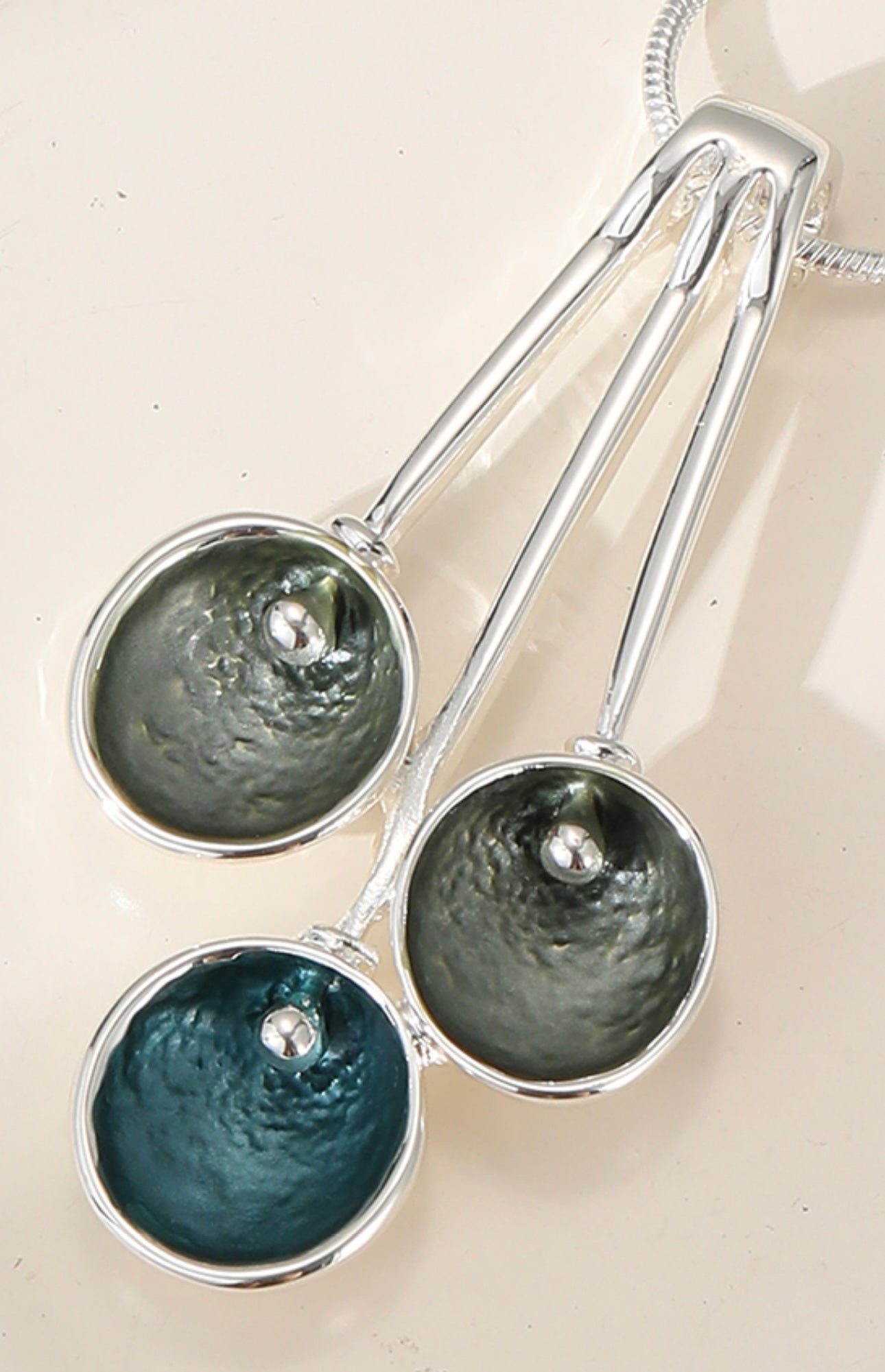 Beautiful contemporary fashion statement necklace